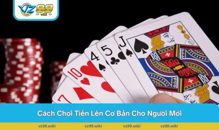Người chơi tính toán nước đi trong ván bài tiến lên 
